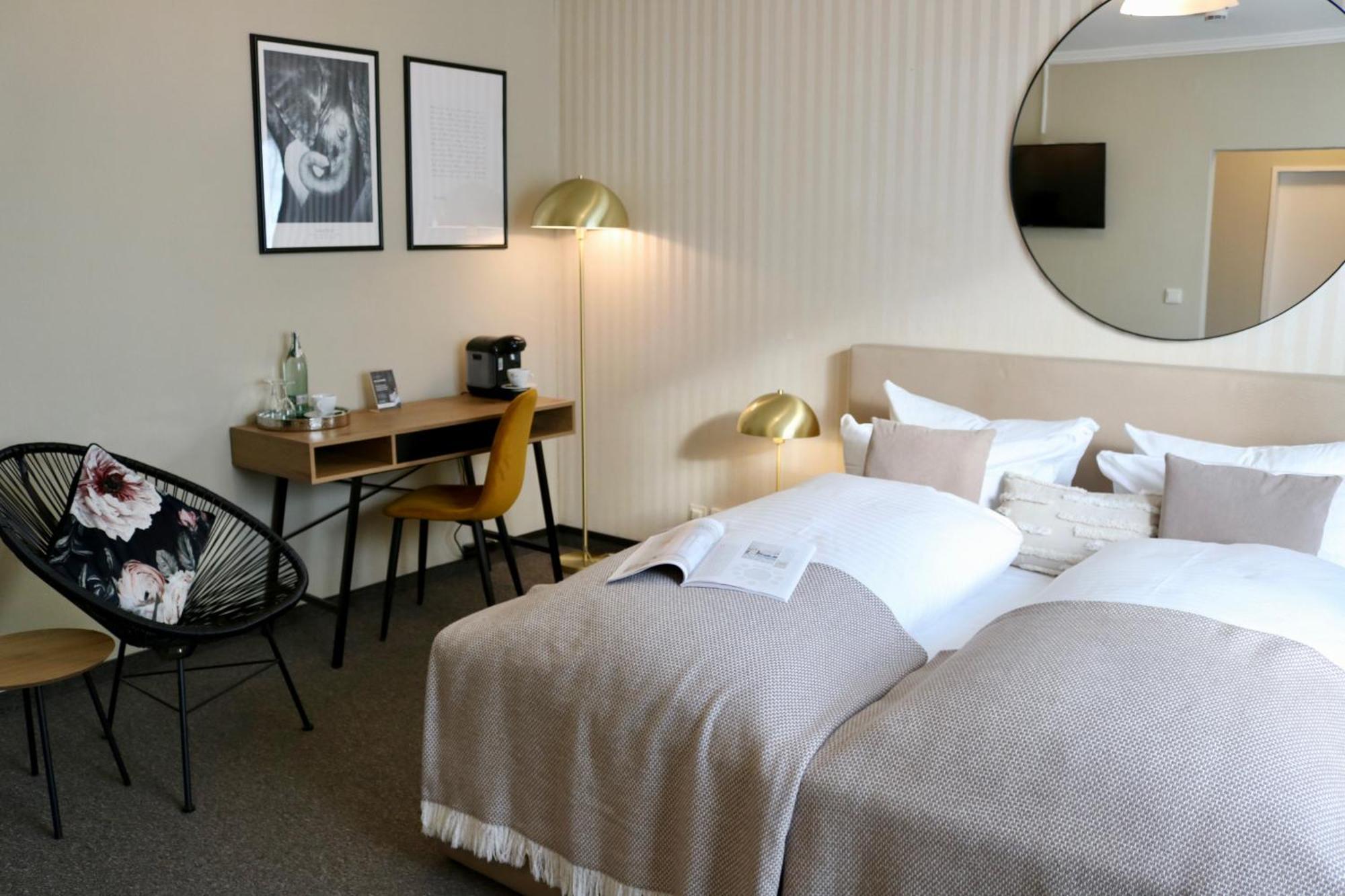 Hotel Stadt Hamburg Bad Salzuflen Bagian luar foto