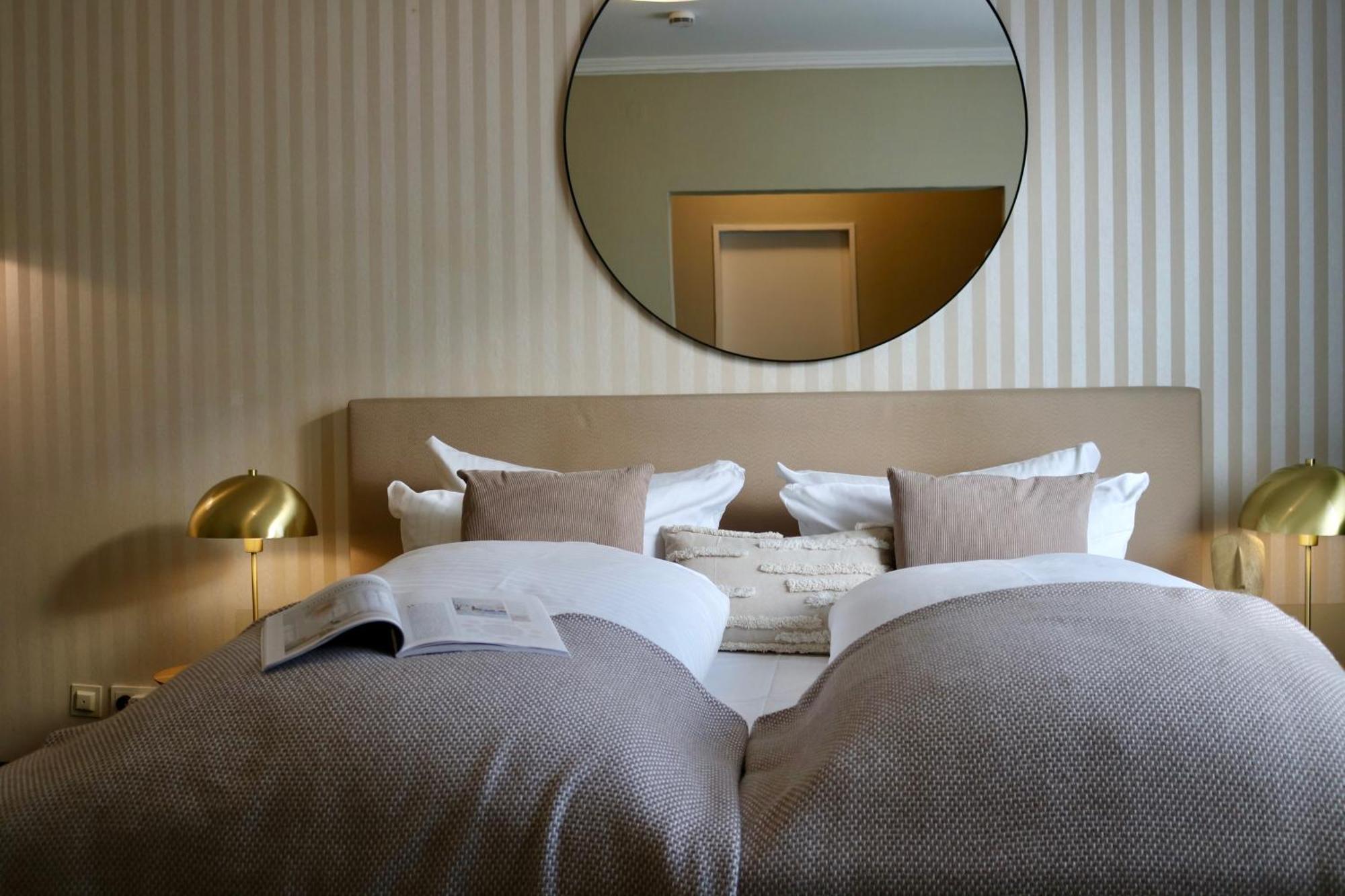 Hotel Stadt Hamburg Bad Salzuflen Bagian luar foto